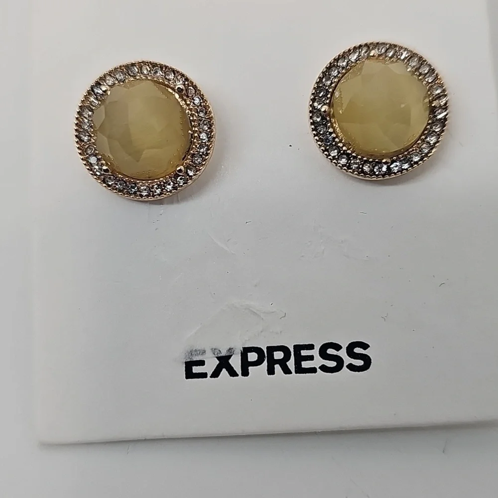 Express Delicate Post Earring Yellow‎ Green w Faux Diamond Crystals & Gold Base